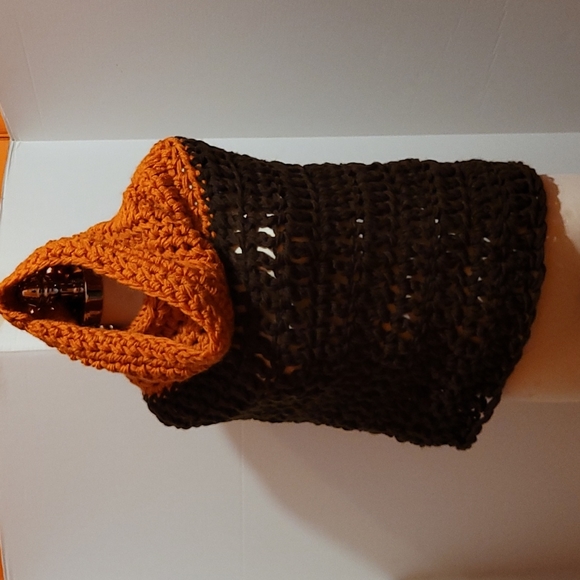 Shrug - Picture 4 of 6